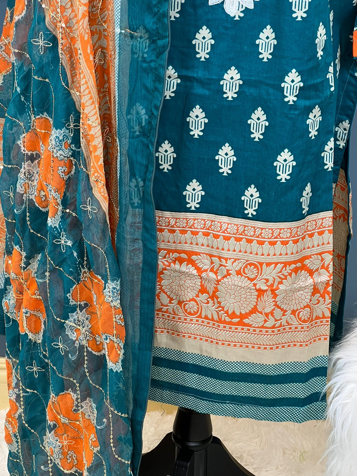 Pakistani Stitched lawn Embroidered Salwar kameez ready to ship