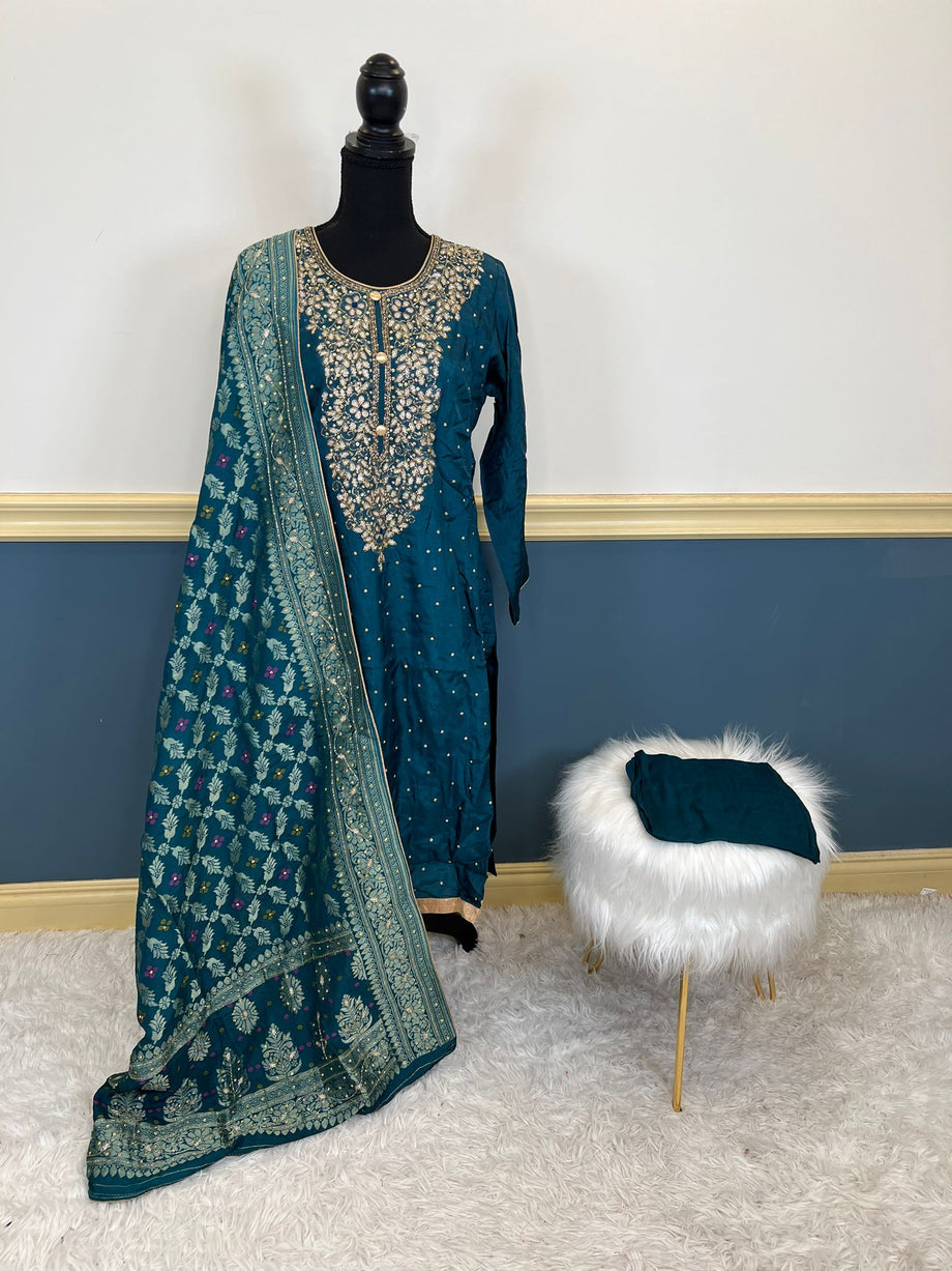 Buy Pakistani boutique Lahore dress in USA for women – Nameera by Farooq