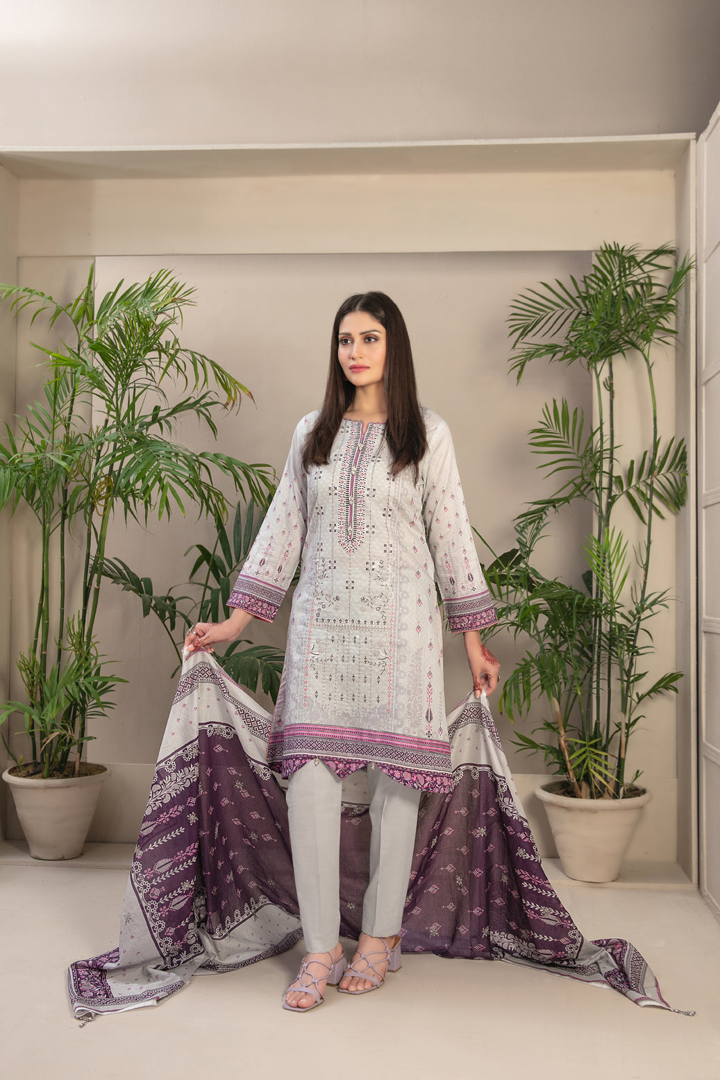Ilarah By Tawakkal Embroidered Lawn Collection