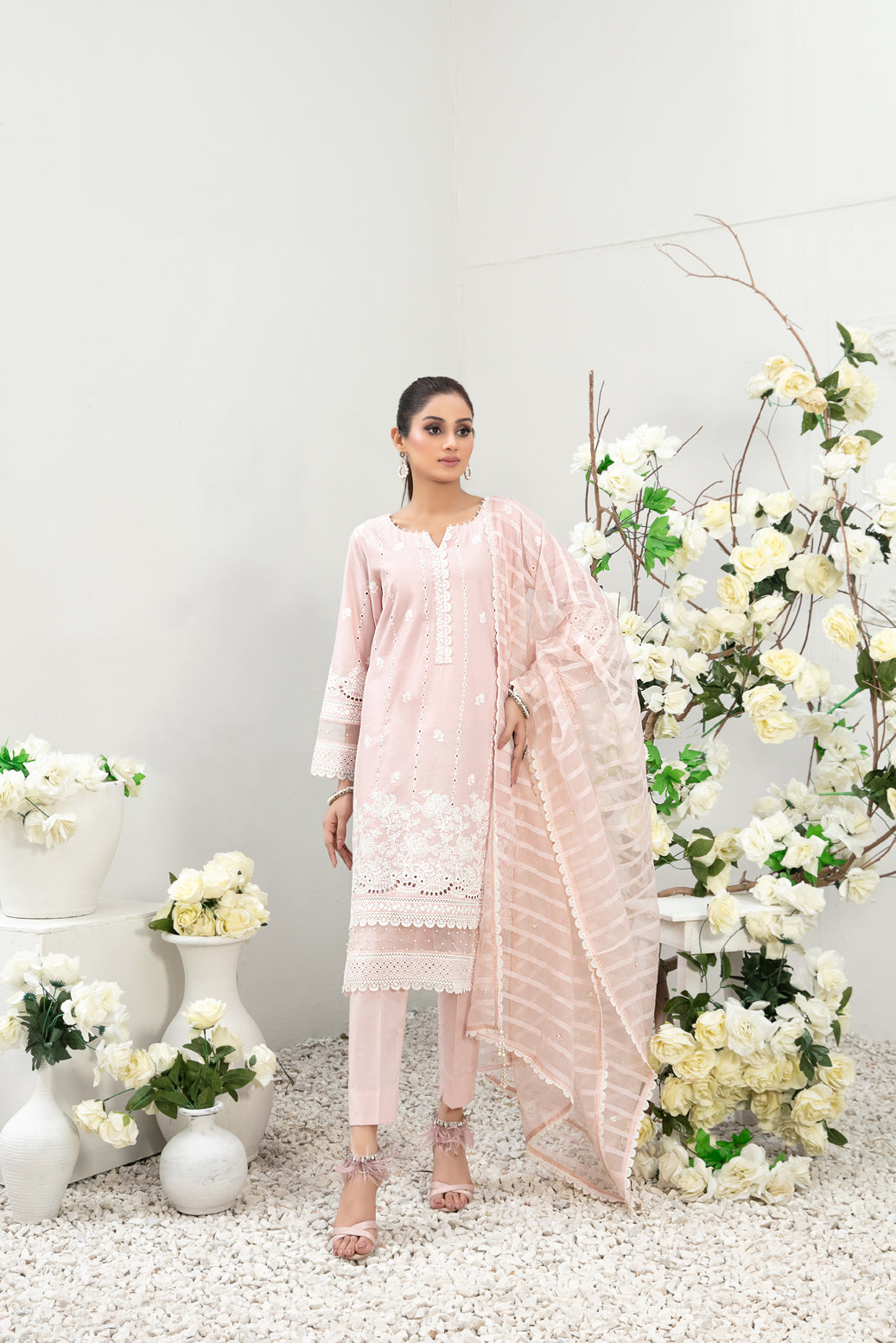 Gardenia By Tawakkal Embroidered Lawn Collection