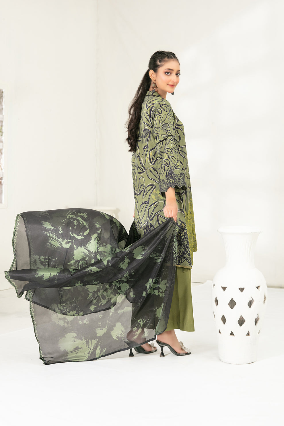 Fasha by Tawakkal Luxury  Lawn Collection