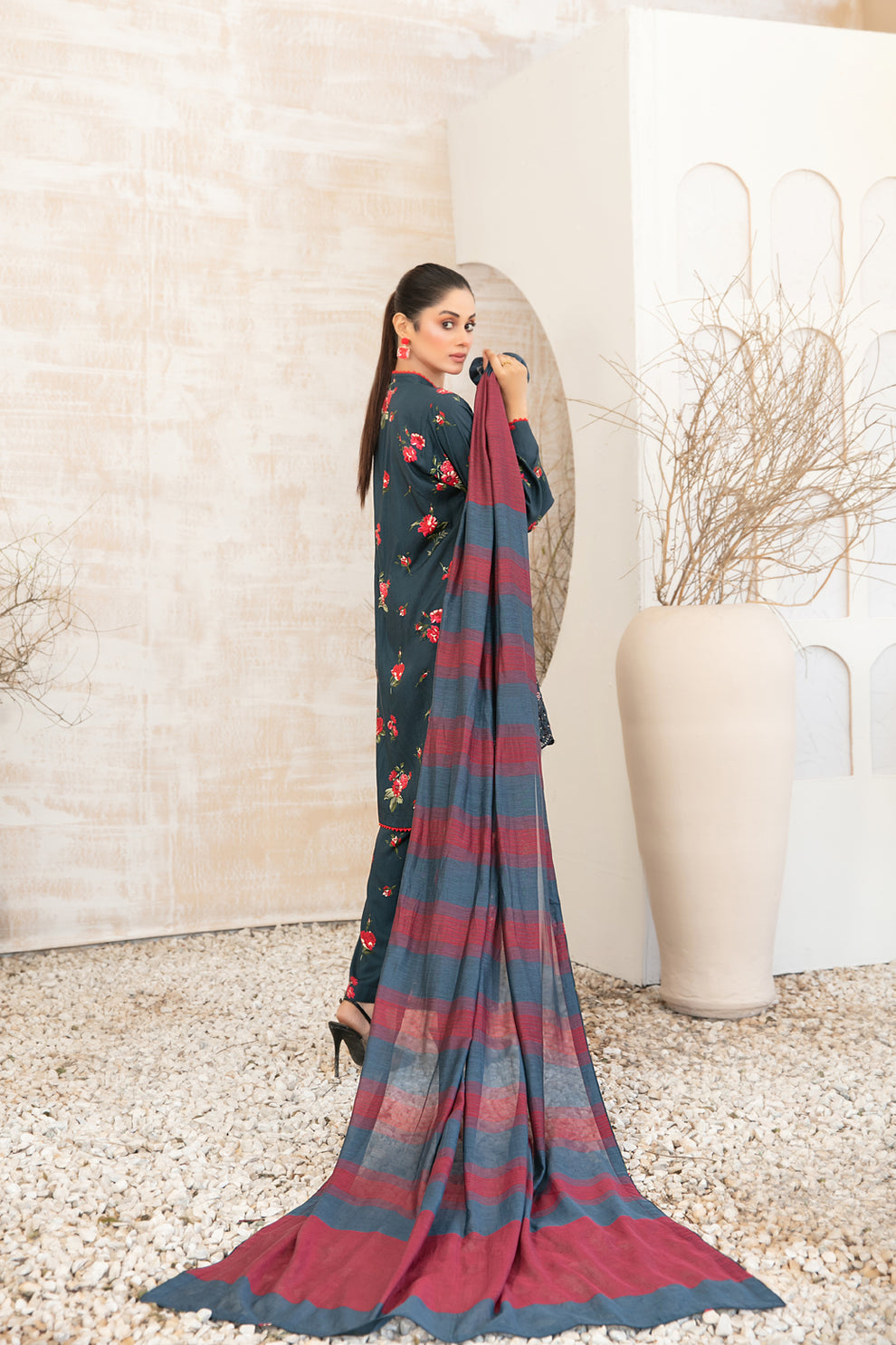 Marnina by Tawakkal Luxury  Lawn Collection