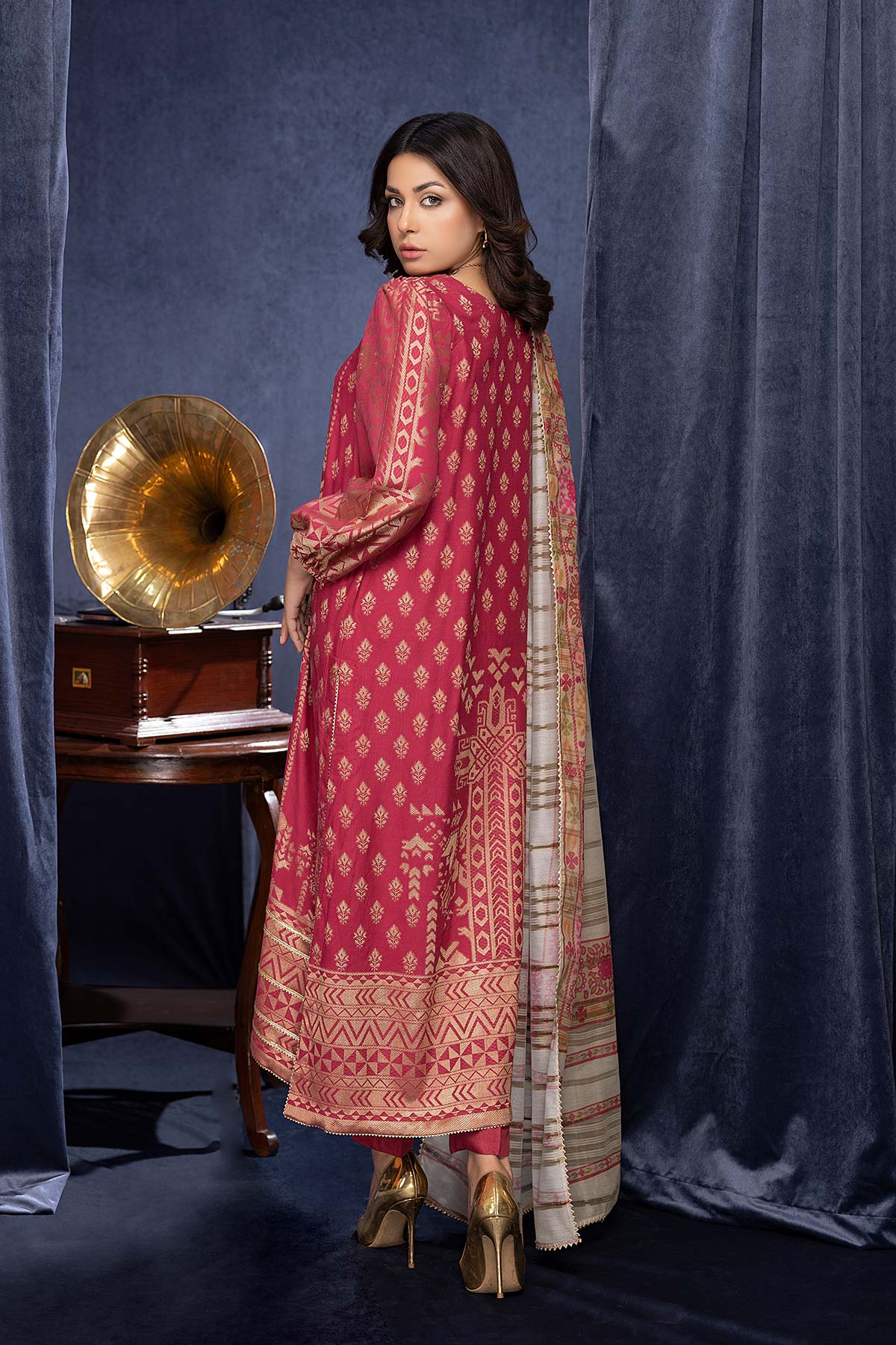 Charizma Jecquard Luxury Suit