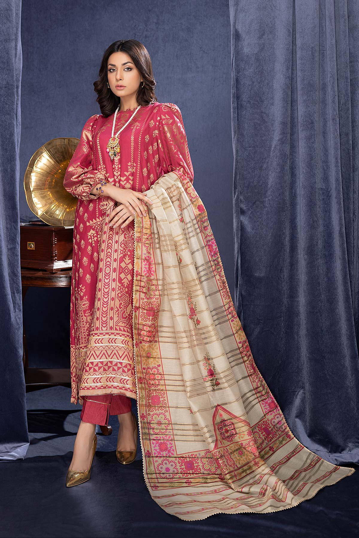 Charizma Jecquard Luxury Suit