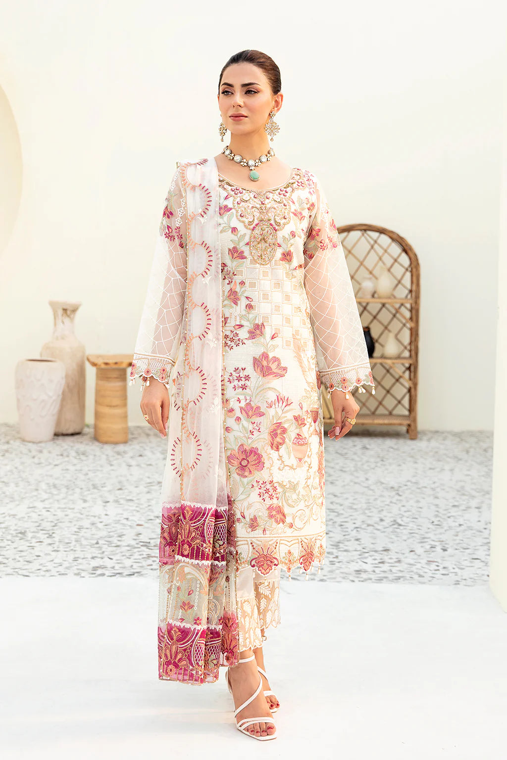 Minhal By Ramsha Luxury Collection
