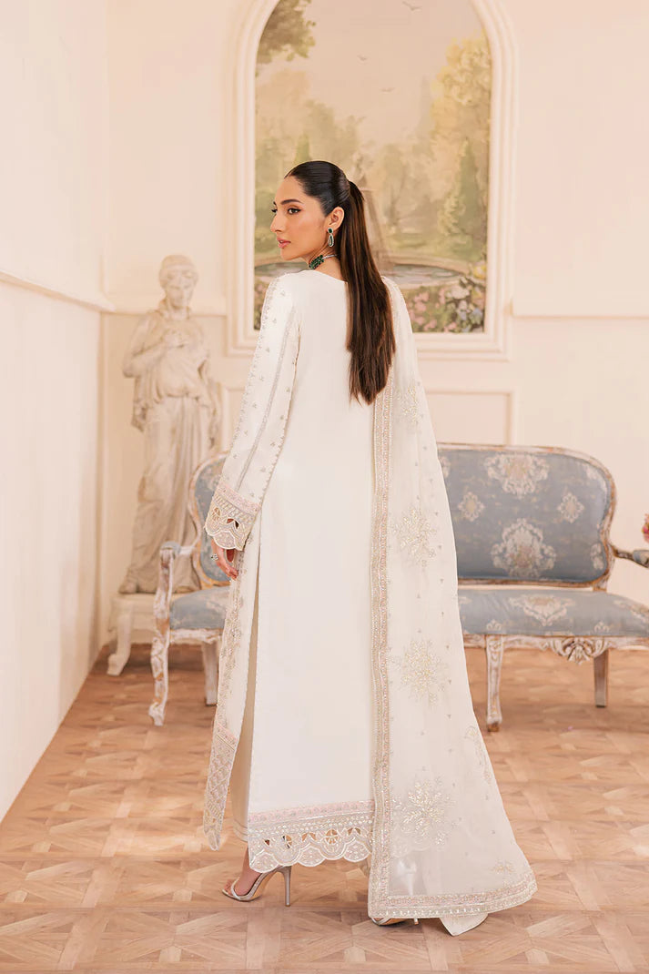 Suave By Emaan Adeel Luxury Formals Collection