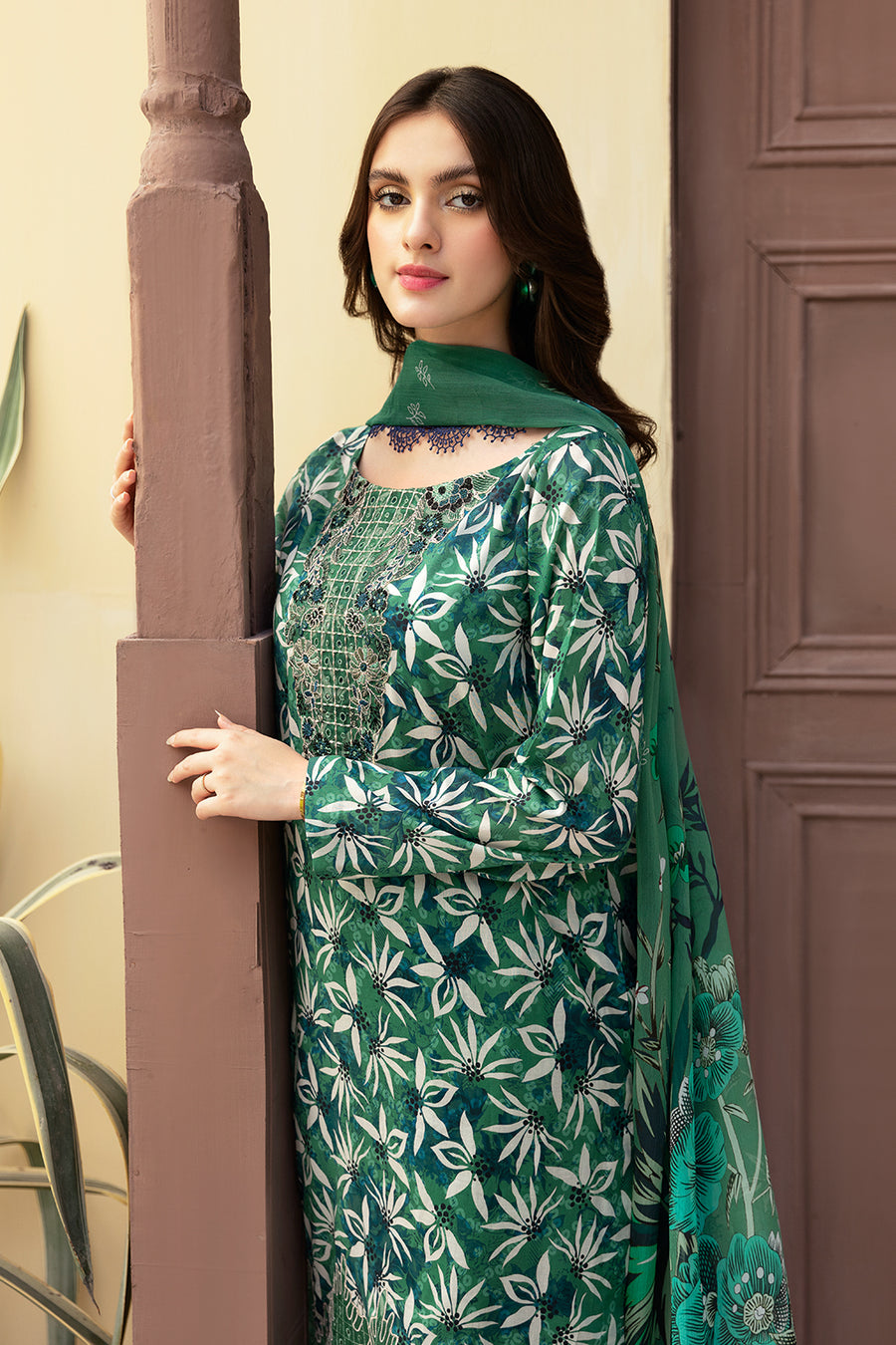 Rangrez by Ramsha Luxury Collection