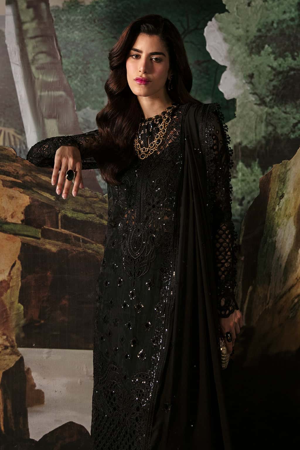 La Fuchsia by Afrozeh Premium Collection