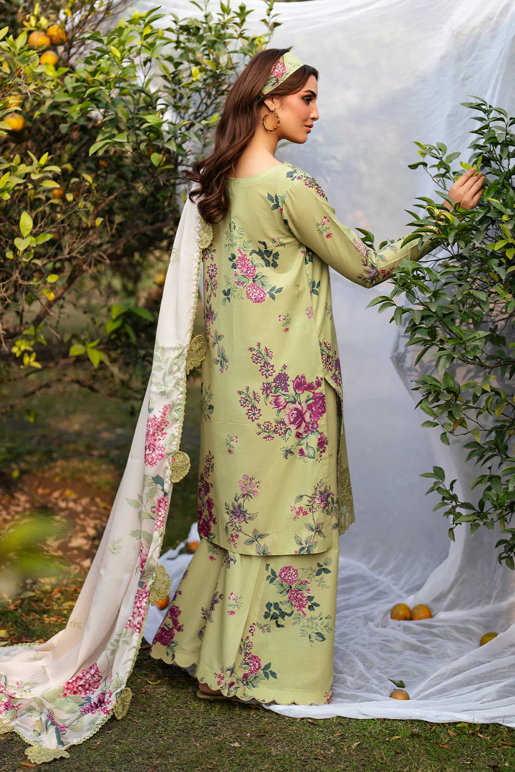 Iznik Embroidered Lawn 3 pc