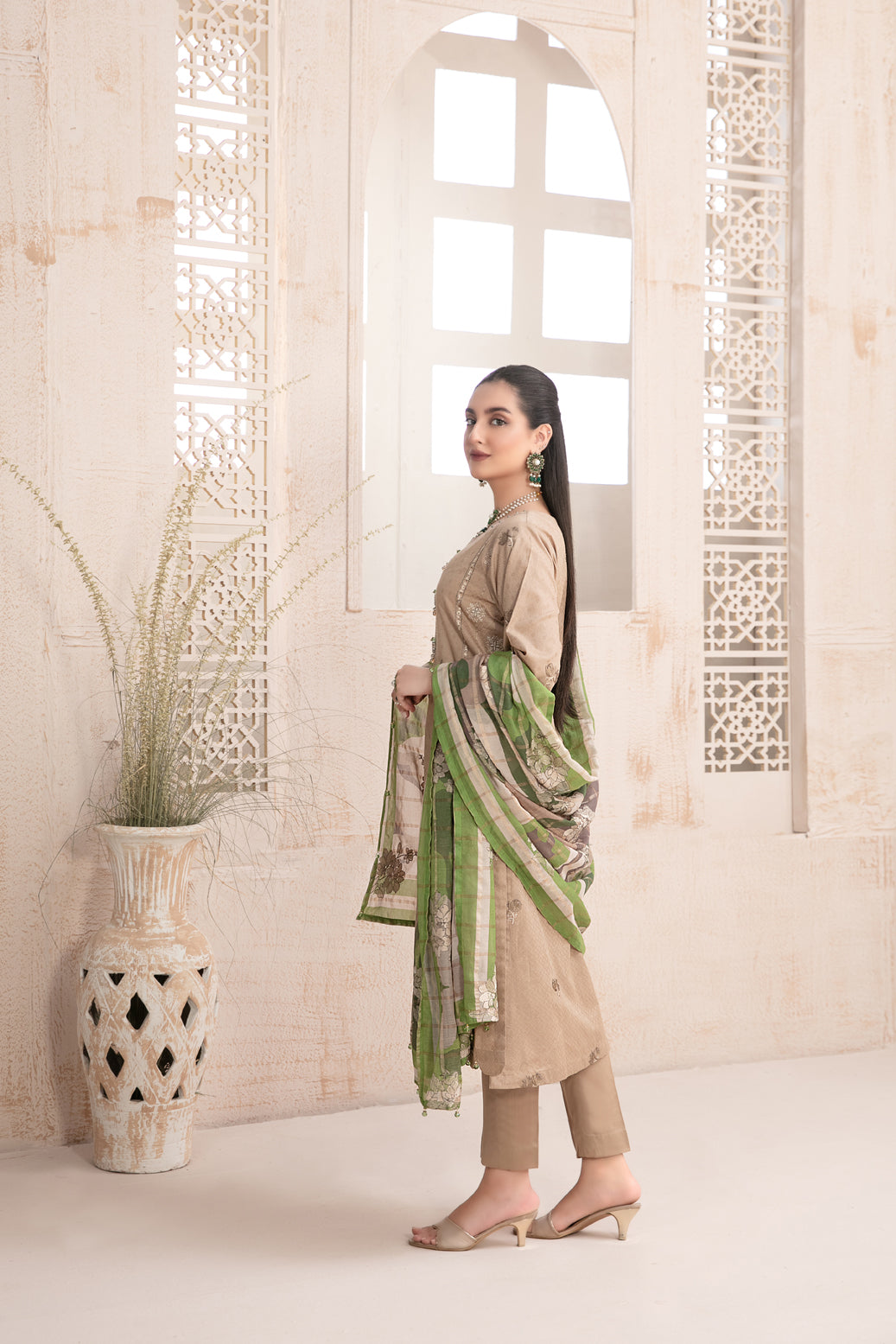 Maherooh By Tawakkal Embroidered Lawn Collection