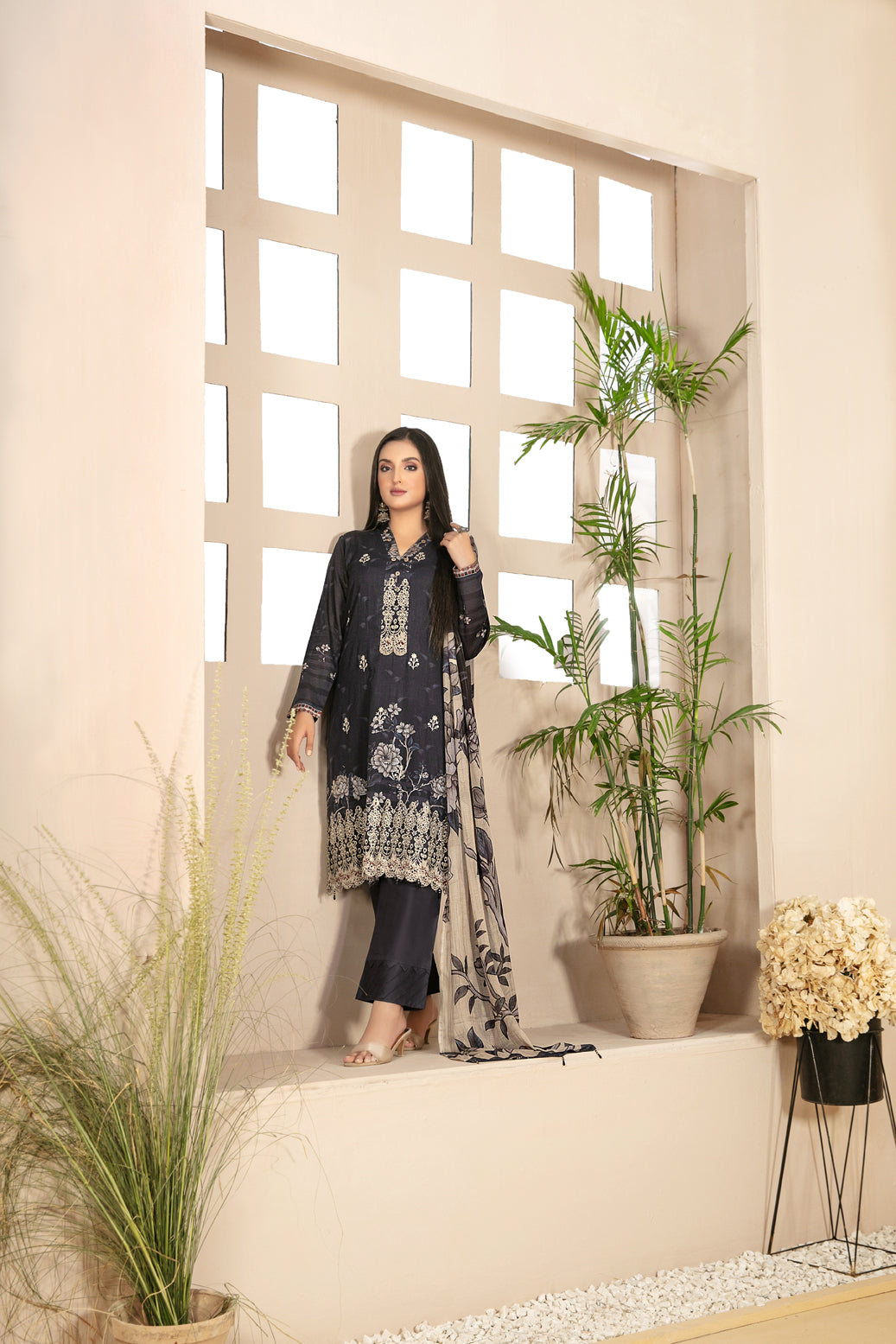 Avanti By Tawakkal Embroidered Lawn Collection
