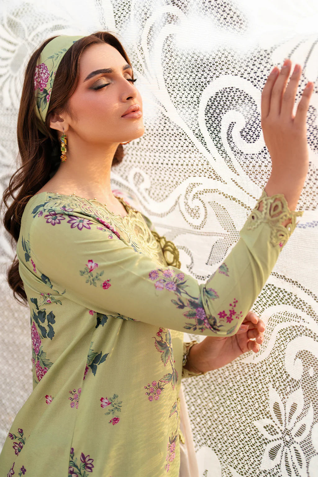 Iznik Embroidered Lawn 3 pc