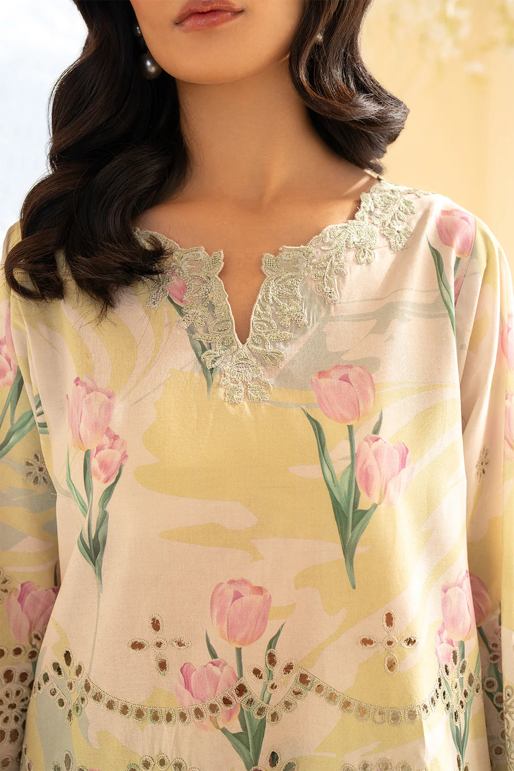 Iznik Embroidered Lawn 3 pc