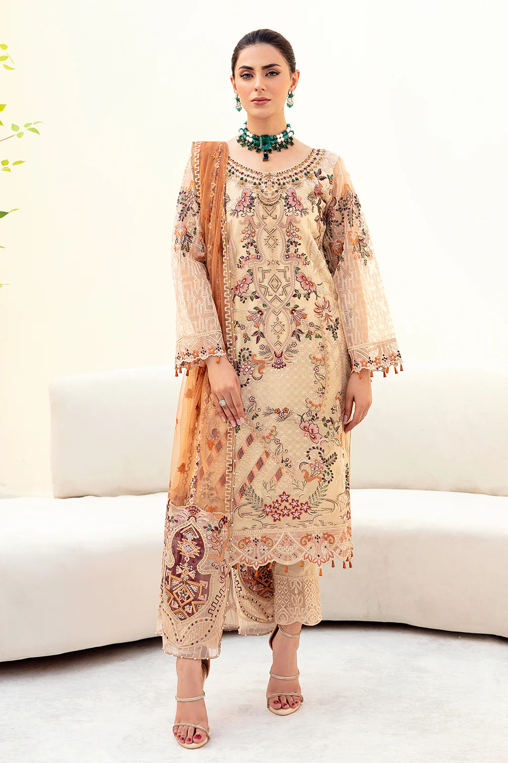 Minhal By Ramsha Luxury Collection