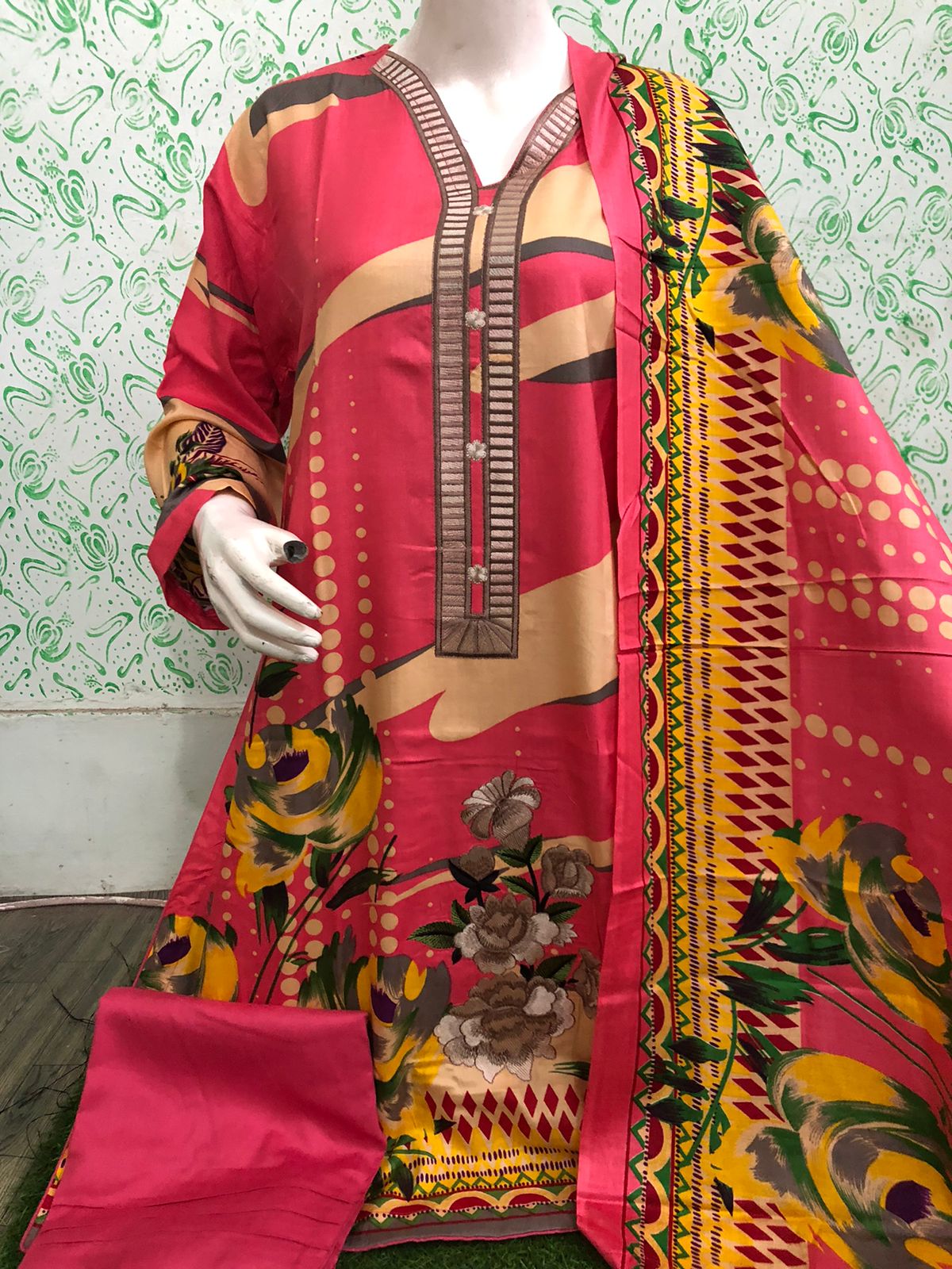 Pakistani linen Embroidered Salwar kameez Ready To Ship