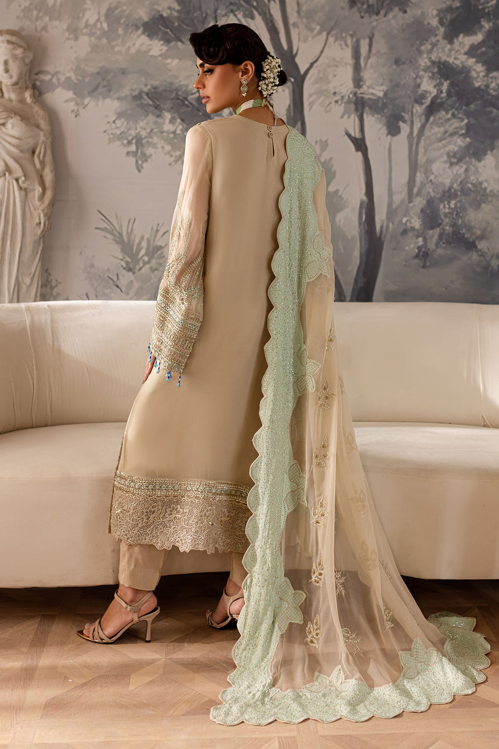 Elanora by Nureh Luxury Collection