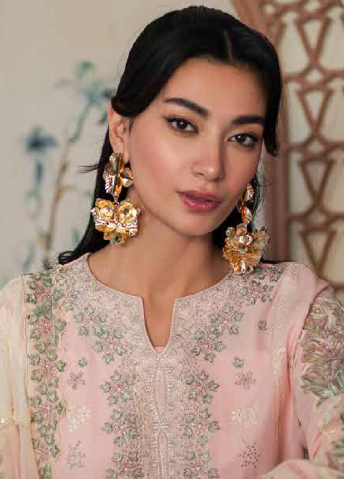 Ayra by Emaan Adeel Luxury Lawn Collection