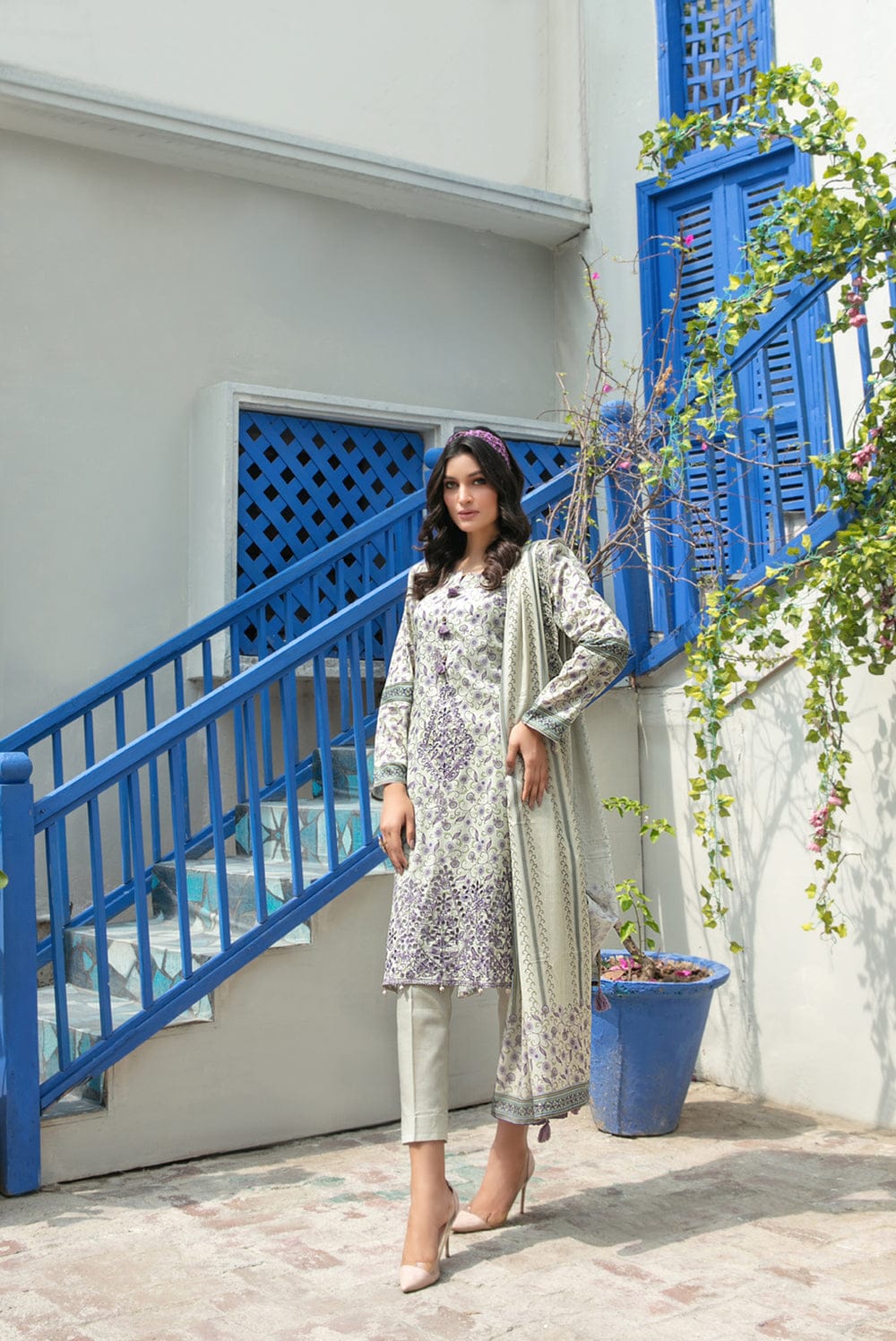 Mehray By Tawakkal Embroidered Lawn Collection