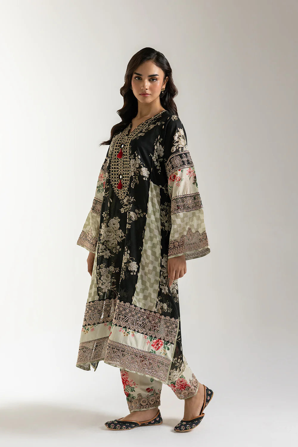 Ethnic Embroidered 2pc