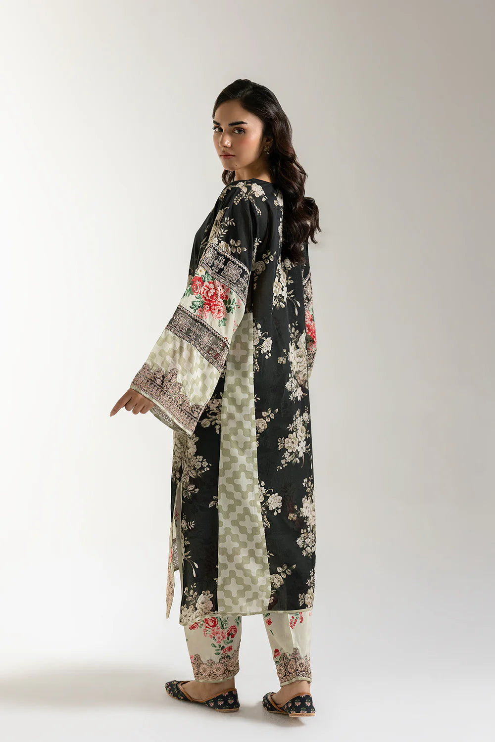 Ethnic Embroidered 2pc