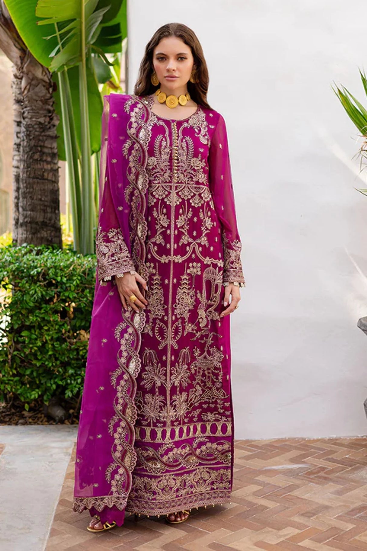 Noir By Freesia Maryum N Maria Formals Collection