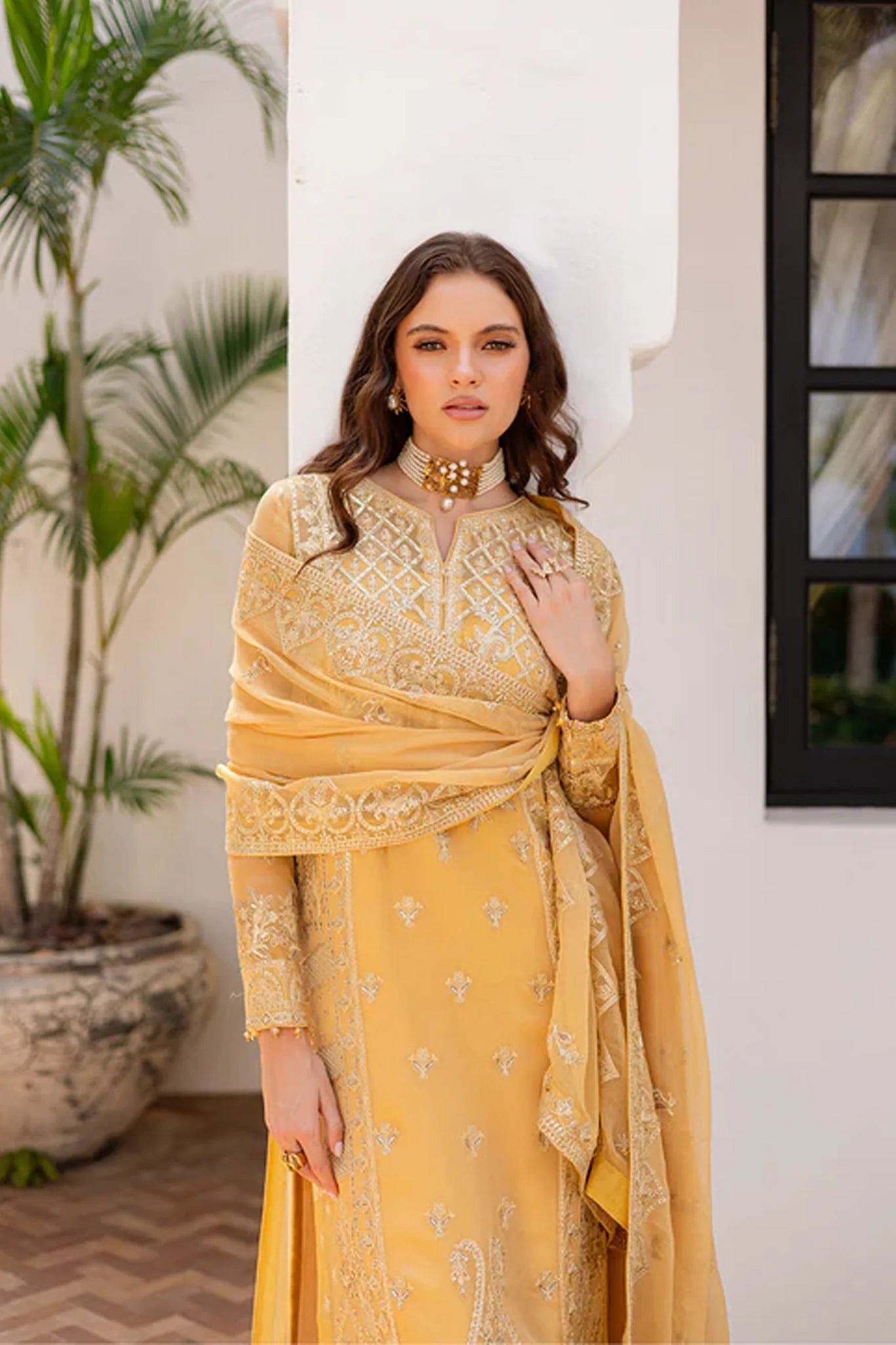 Noir By Freesia Maryum N Maria Formals Collection