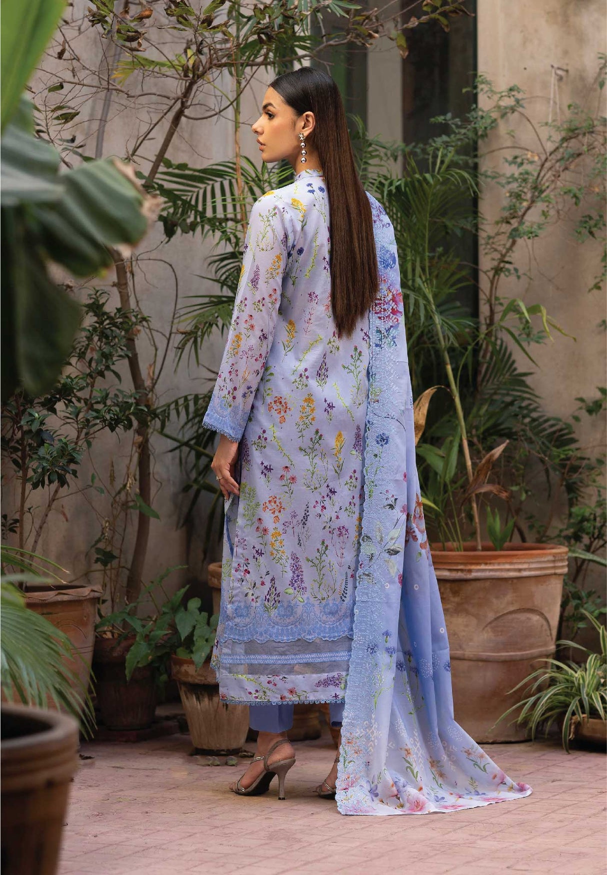 GULJEE  Embroidered Lawn  Collection