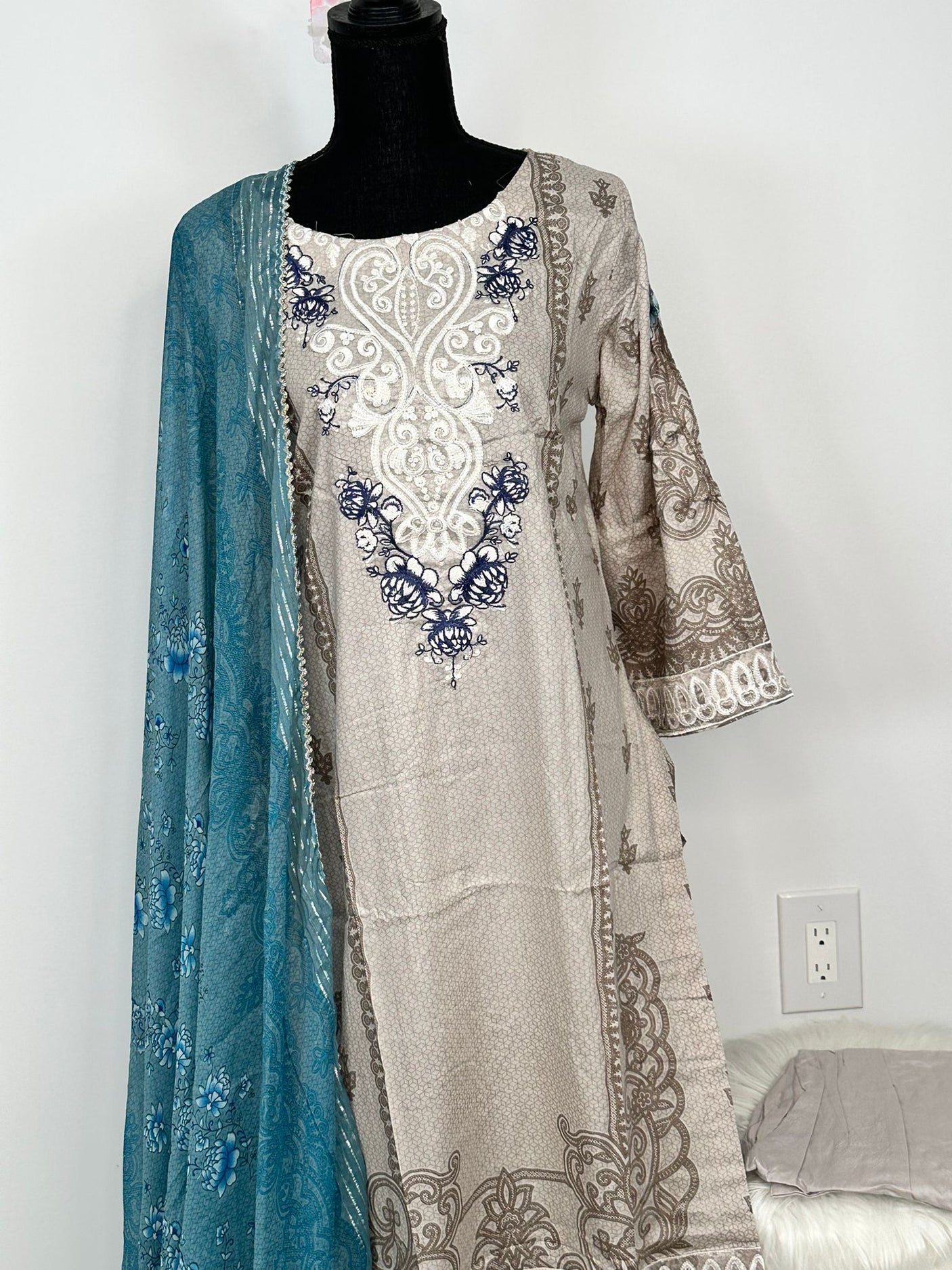 Pakistani Embroidered Lawn  ready to ship.