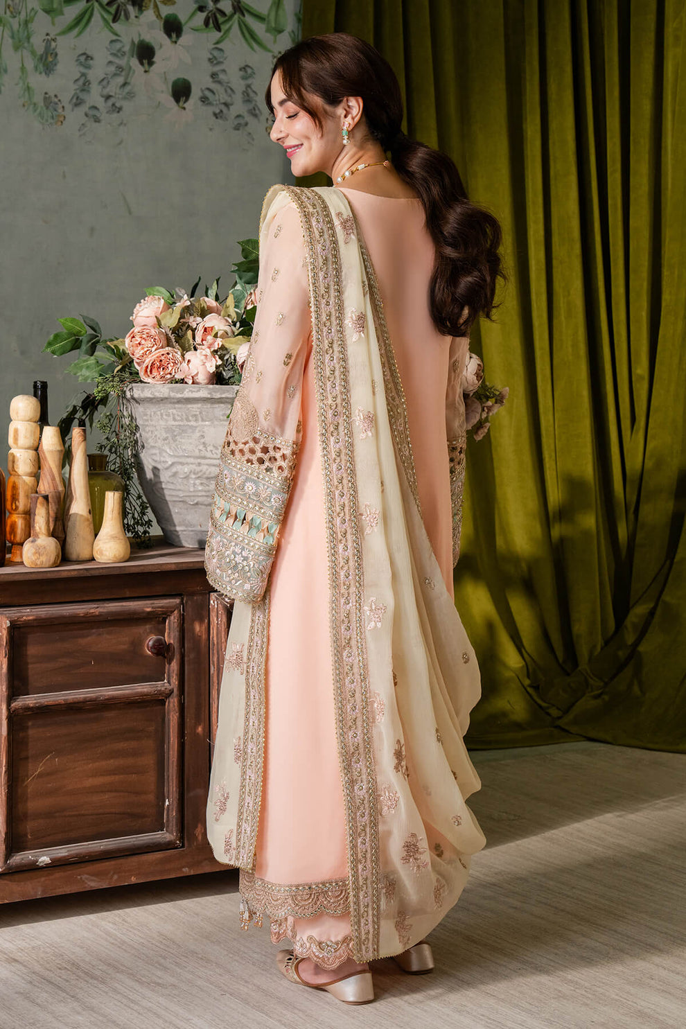 Naina by Imrozia Premium Collection