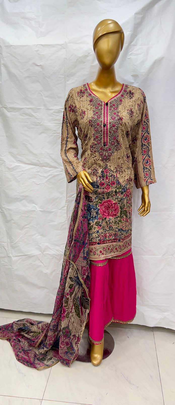 Luxury Embroidered Lawn Ready To Ship