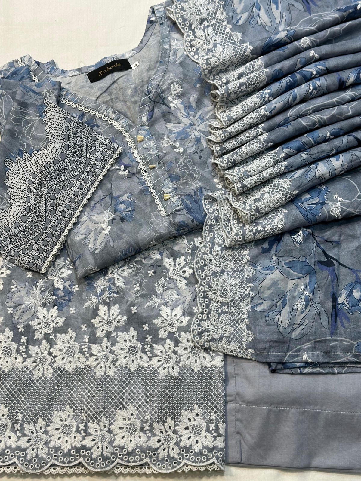 ZUBEDA EMBROIDERED LUXURY LAWN