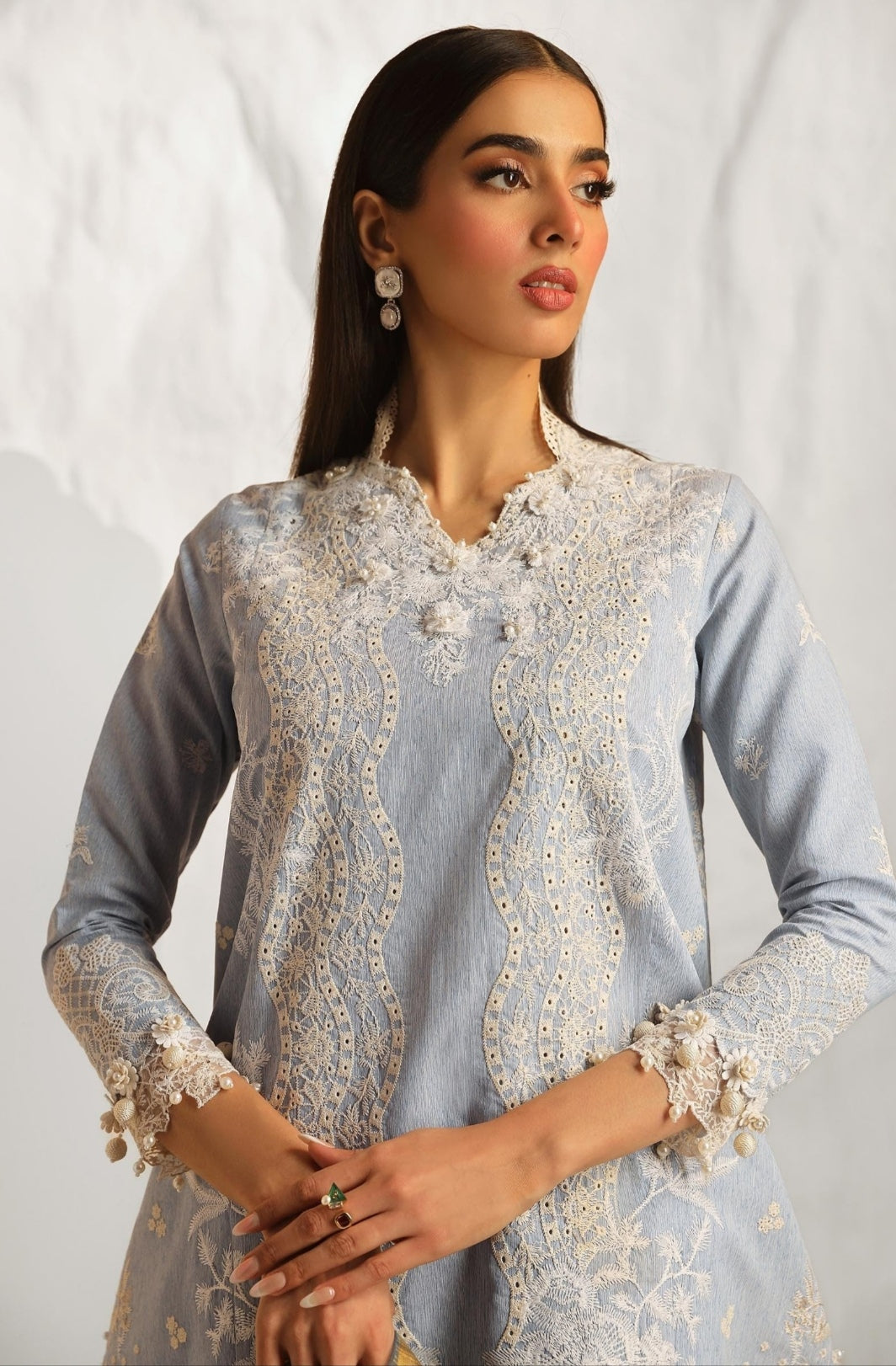 Muzlin by Sana Safinaz Luxury Collection