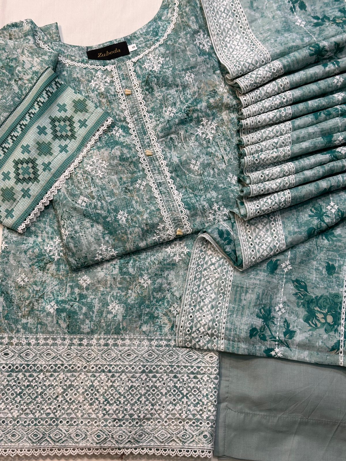 ZUBEDA EMBROIDERED LUXURY LAWN