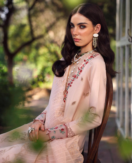 Republic Women’s Wear
