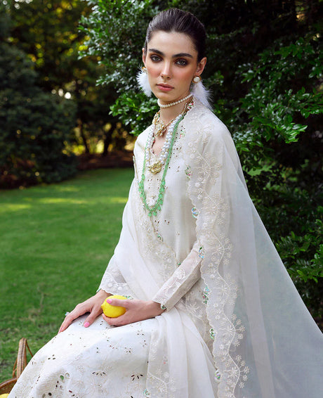 Republic Women’s Wear
