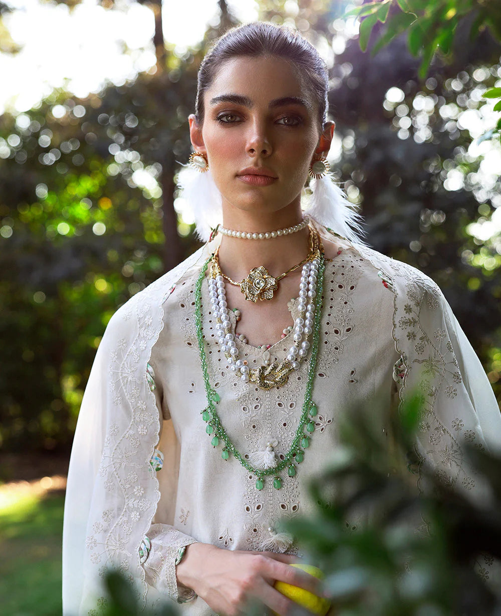 Republic Women’s Wear