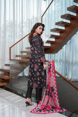 Munira Designers linen 3-piece suit, black floral with pink dupatta – detail view