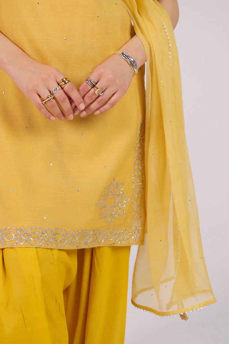 Zahra-e-Noor 3 Piece Suit By Generation