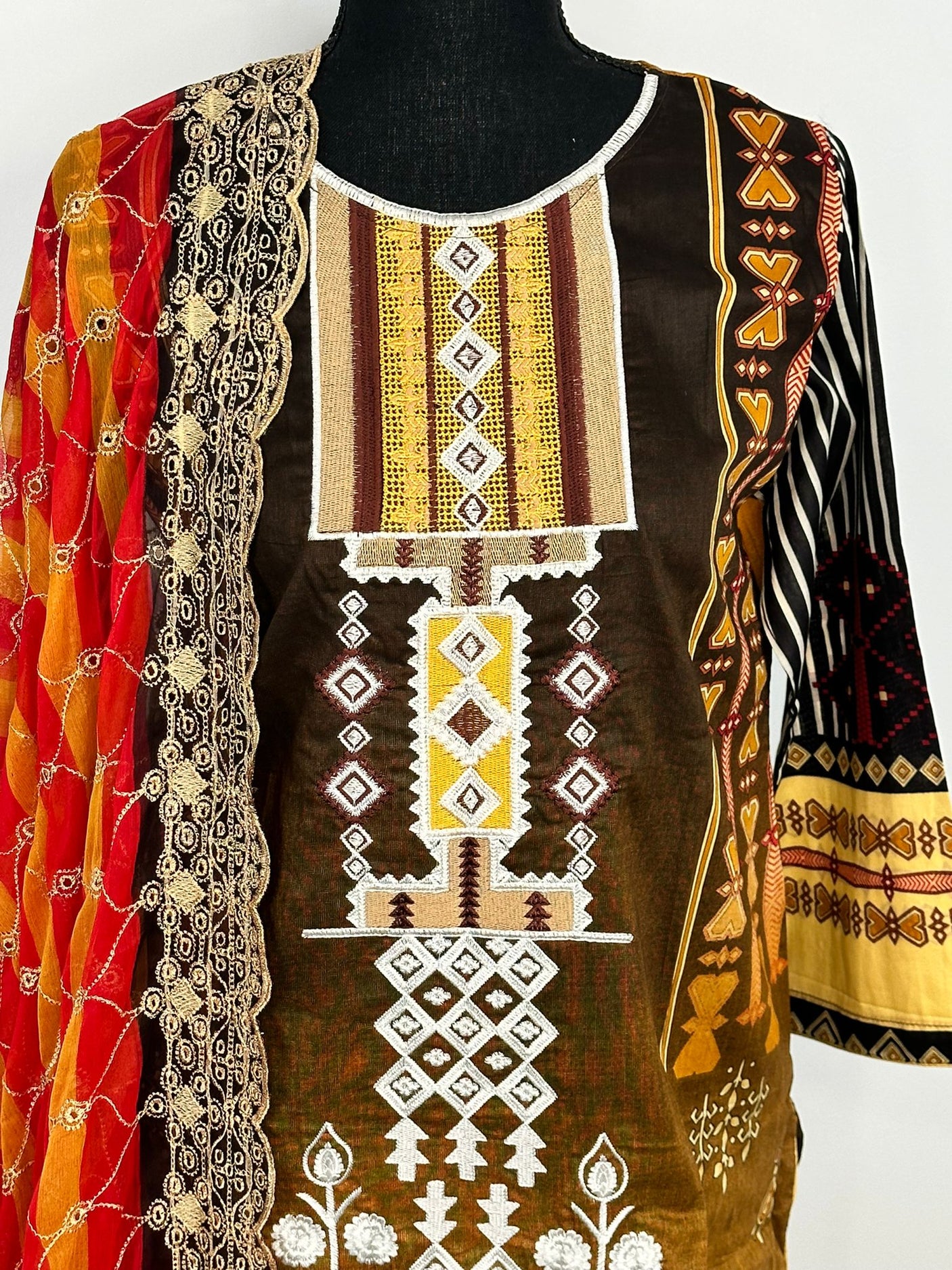 Pakistani Embroidered Lawn ready to ship