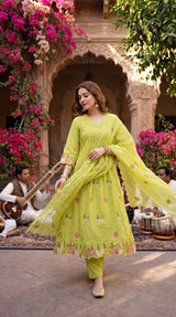 Lime green floral embroidered kurta set with organza dupatta