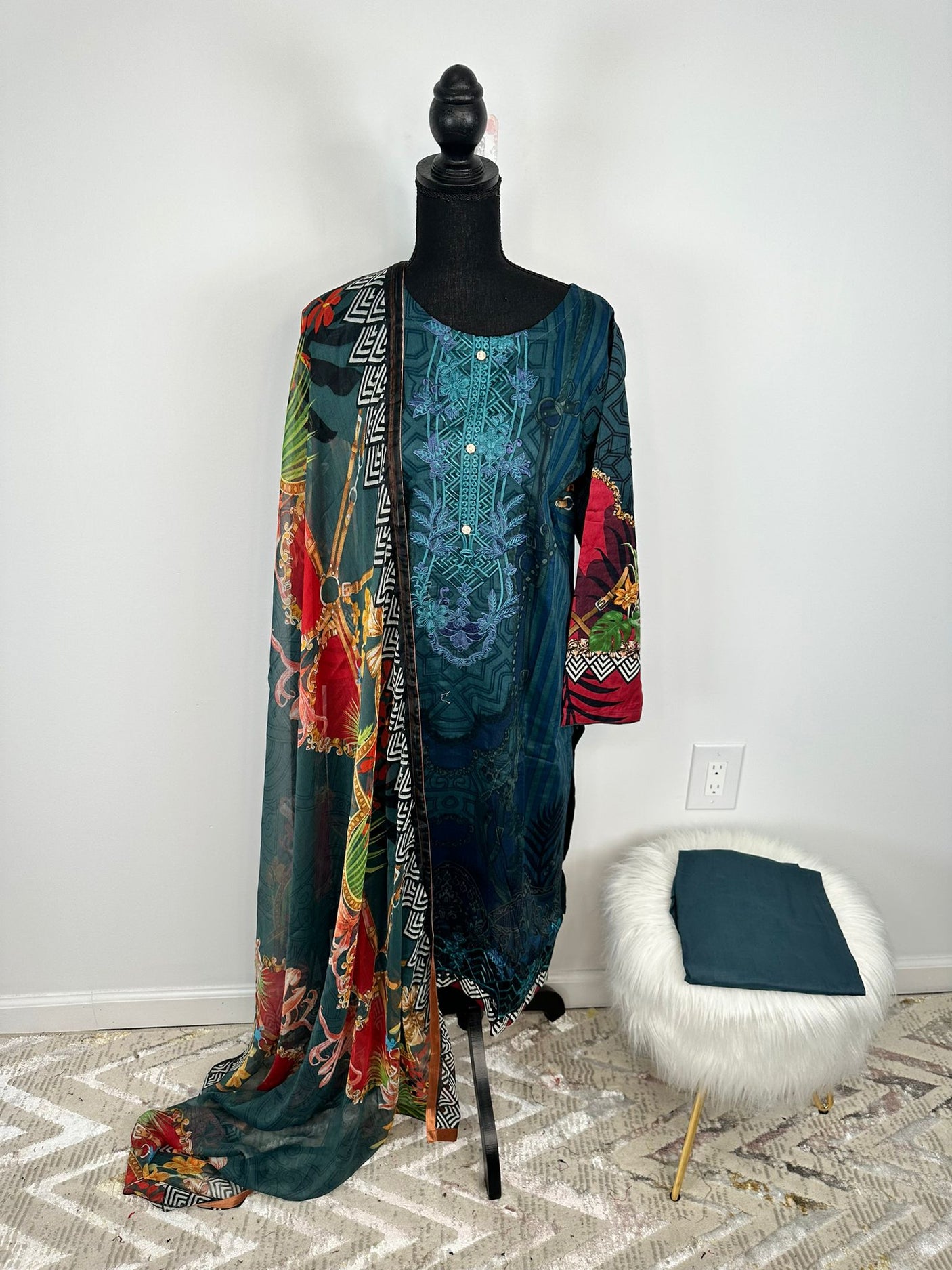 Pakistani Embroidered Lawn ready to ship