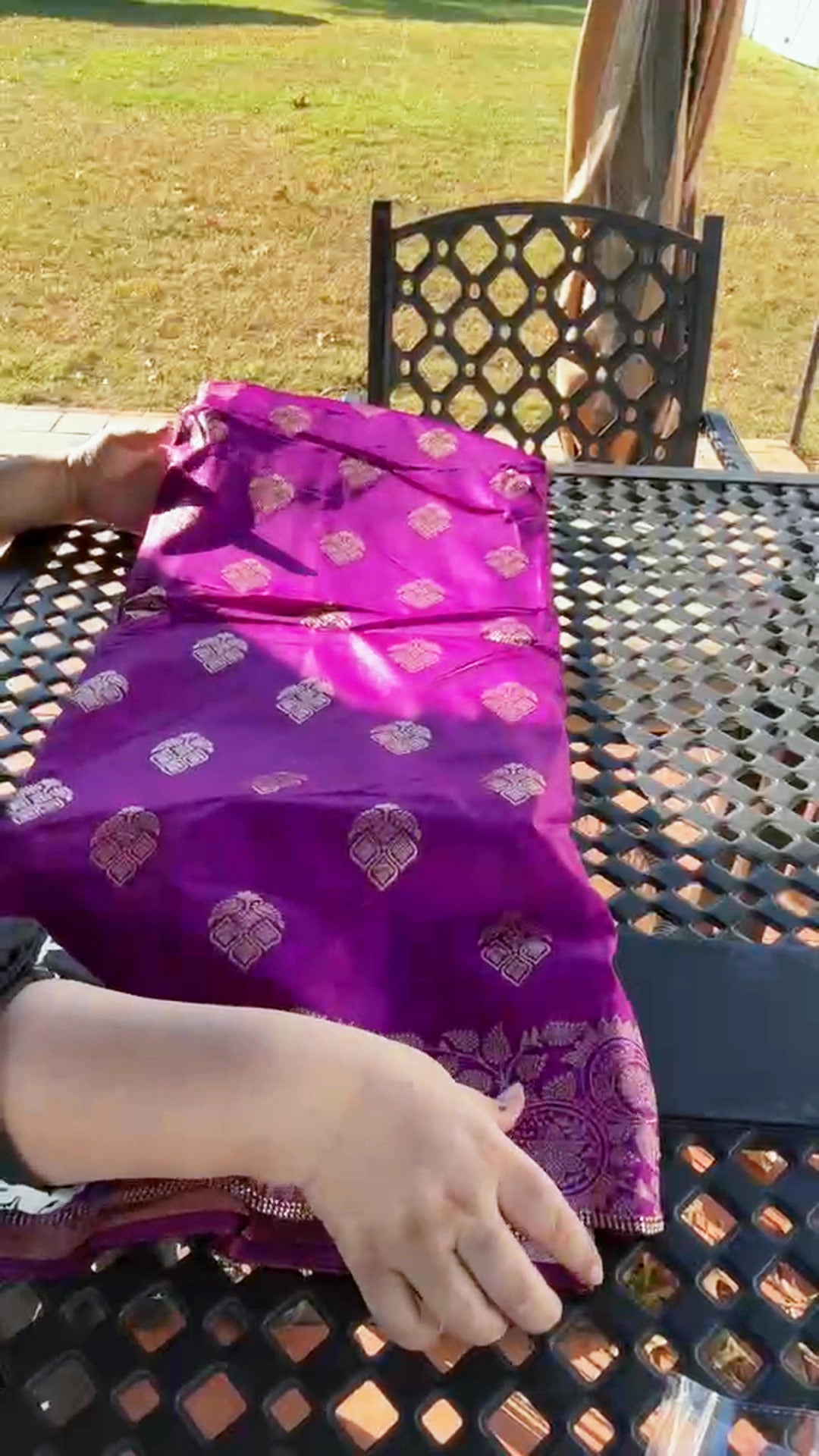 Banarasi Silk Saree - Magenta - Video