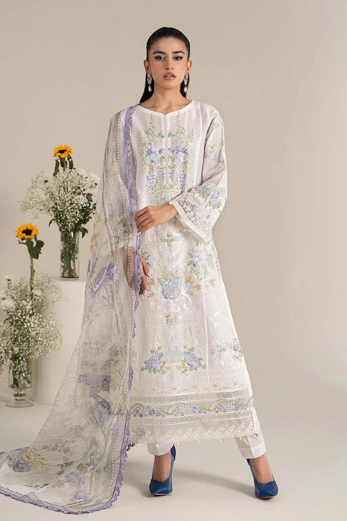 Maria B - Embroidered Jacquard Lawn Suit