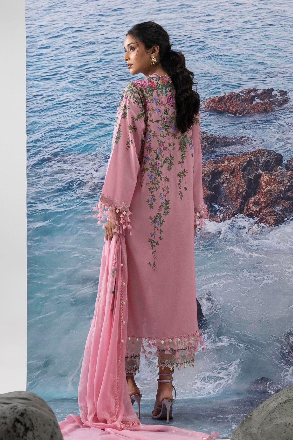 Muzlin by Sana Safinaz Luxury Collection