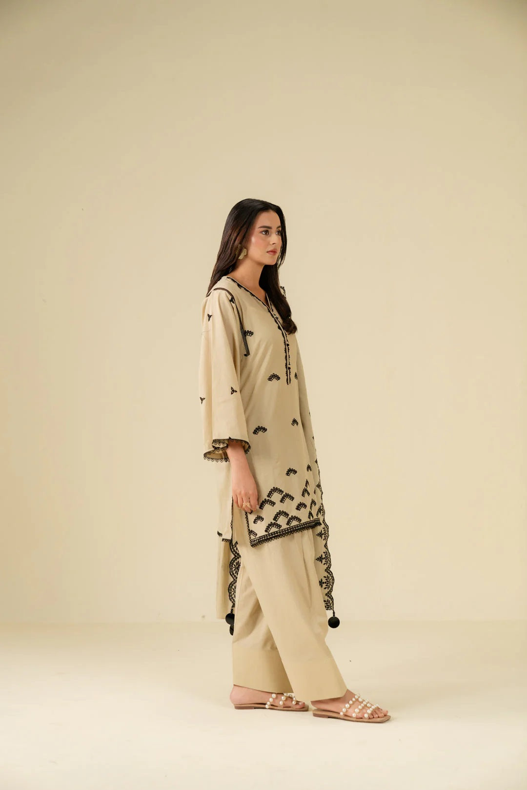 Beena by Beyond Embroidered Lawn 3 Piece