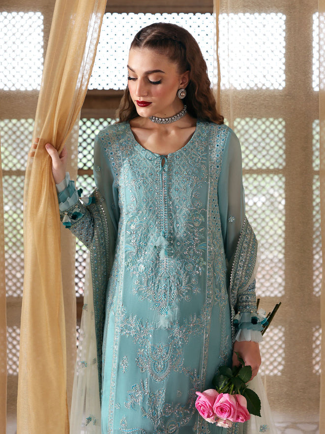 Parishay Jahanara Luxury Formals
