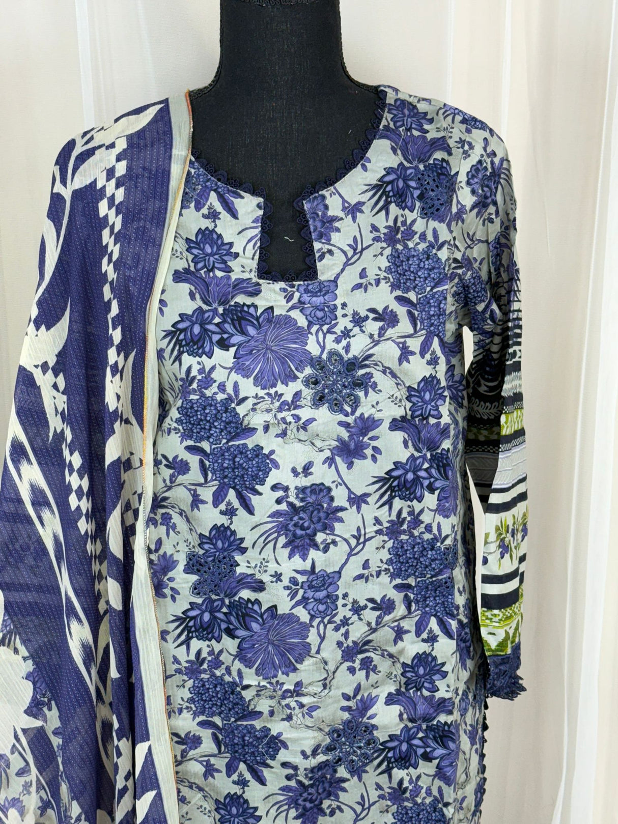 Luxury Embroidered Lawn Ready To Ship