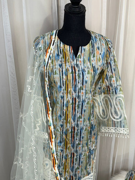 Luxury Embroidered Lawn Ready To Ship