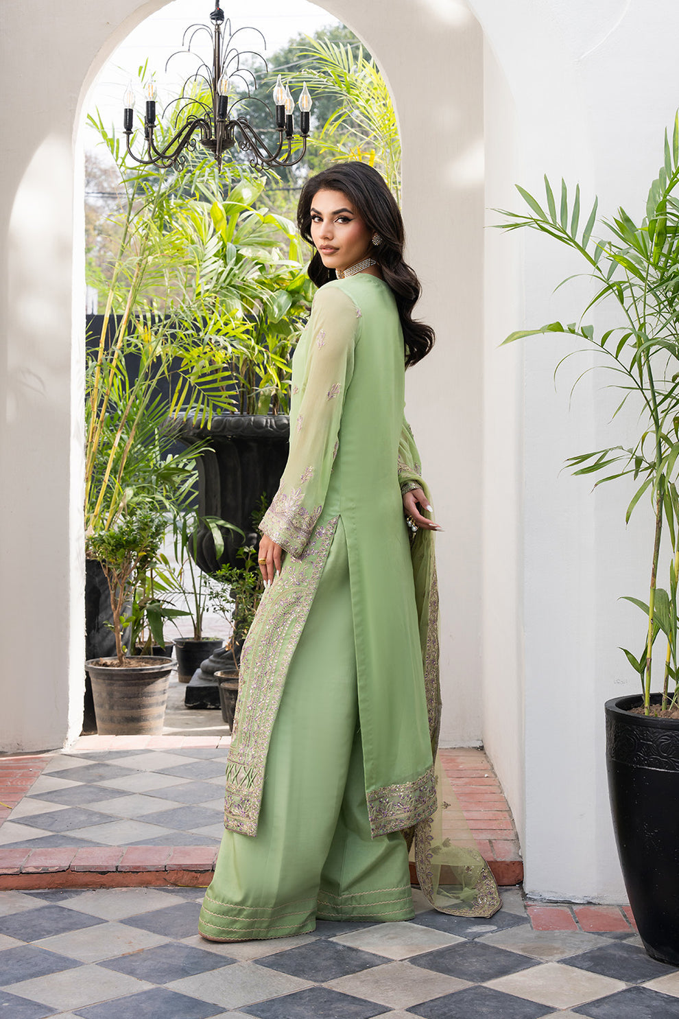 Tarz by Freesia Luxury Collection