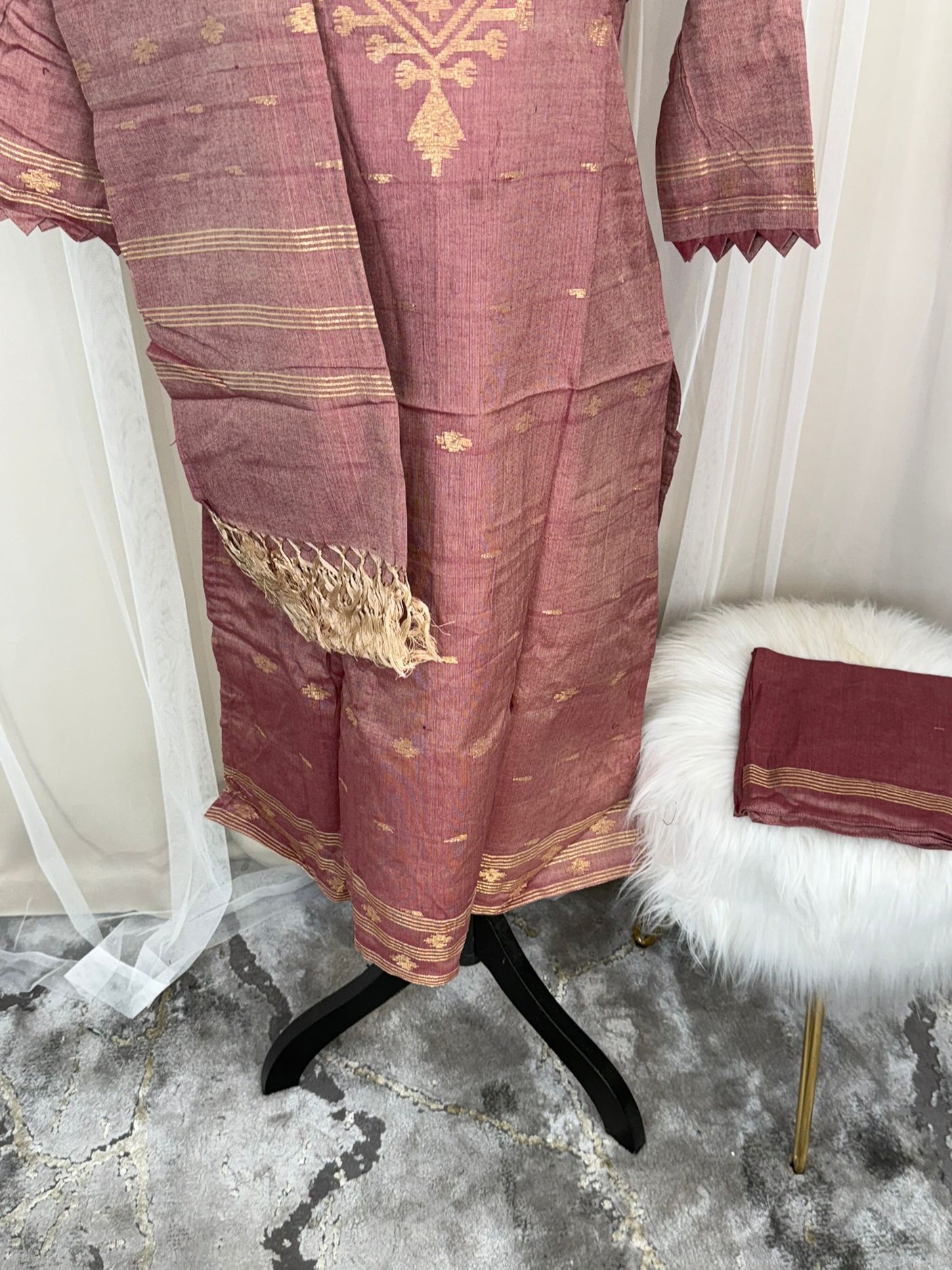 Bangladeshi Jamdani salwar kamiz